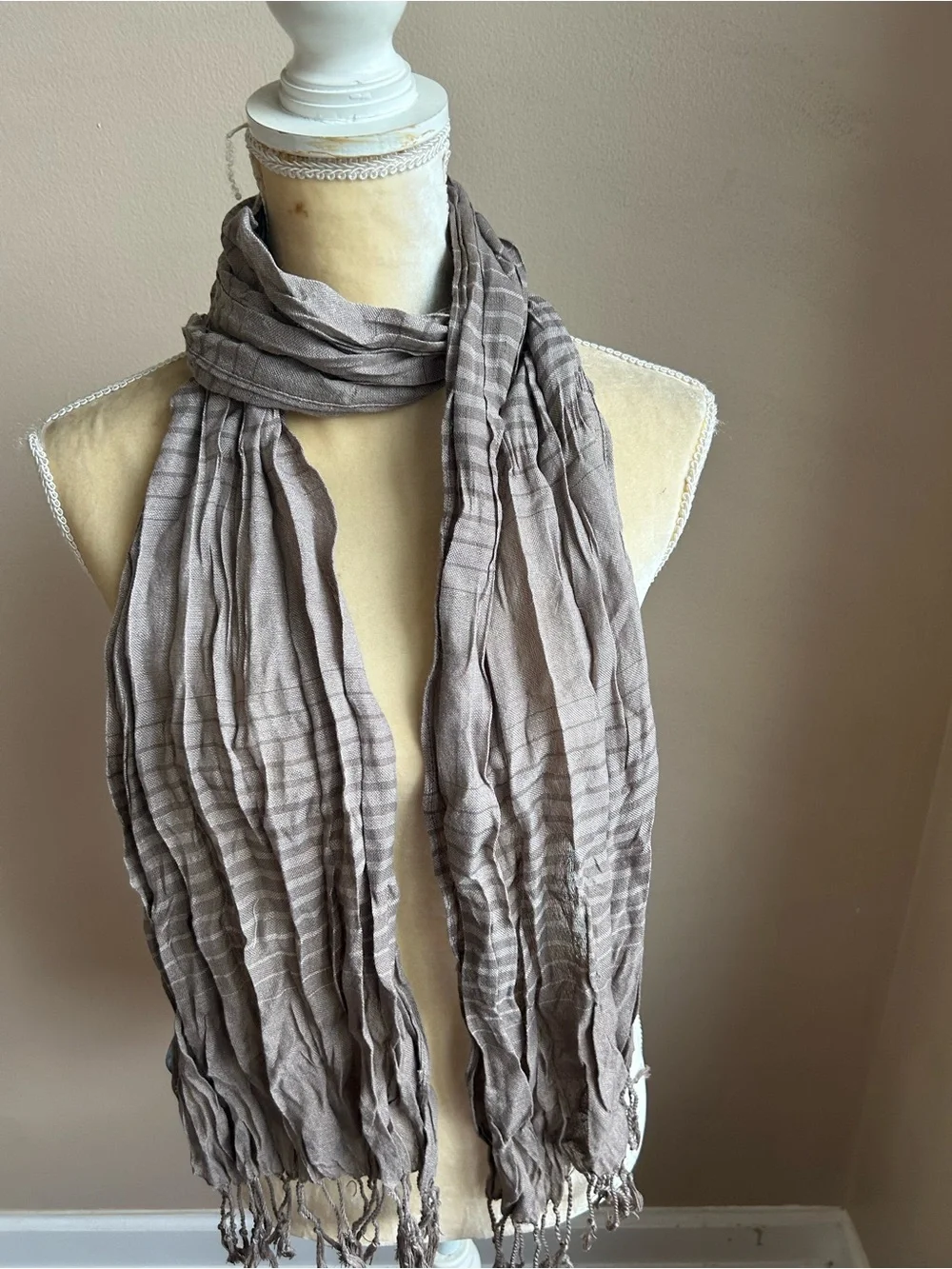 New York & Company Women’s Taupe Striped Scarf Fringed New 5000-3102